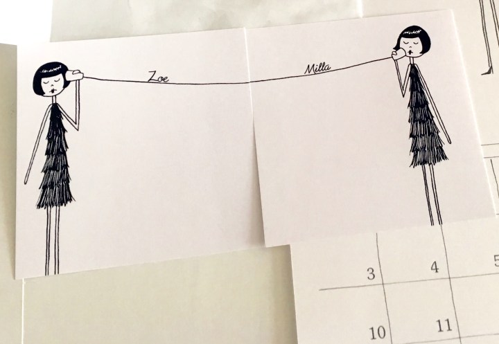 Cum se înțeleg două surori mici când se&nbsp;înțeleg